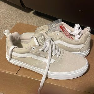 Light tan and white Vans size 9 mens sneaker. Never been worn. Brand new.